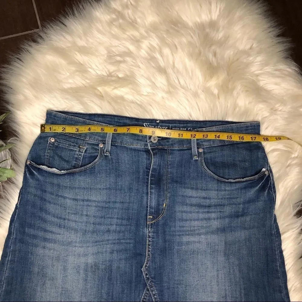 Levi’s denim high rise skirt sz 12 - Image 6
