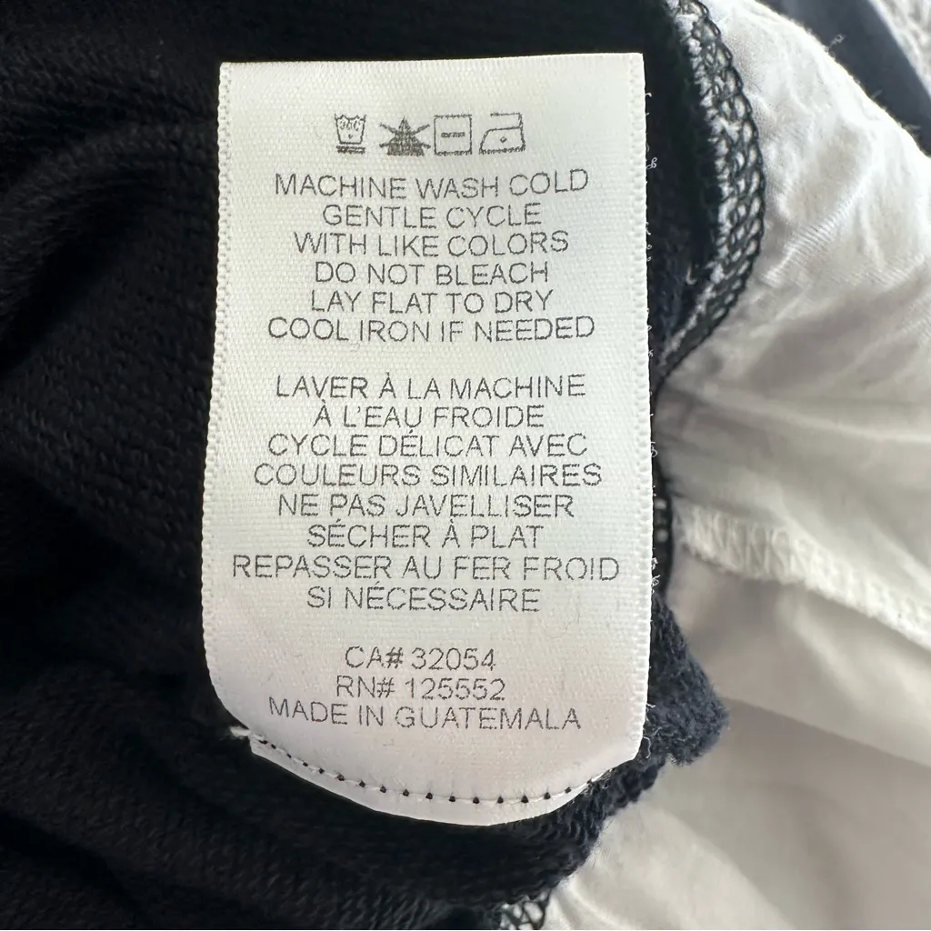 Guest Editor Anthropologie Black Sweatshirt White Shirt Hem Gold Buttons Size XS - Image 10