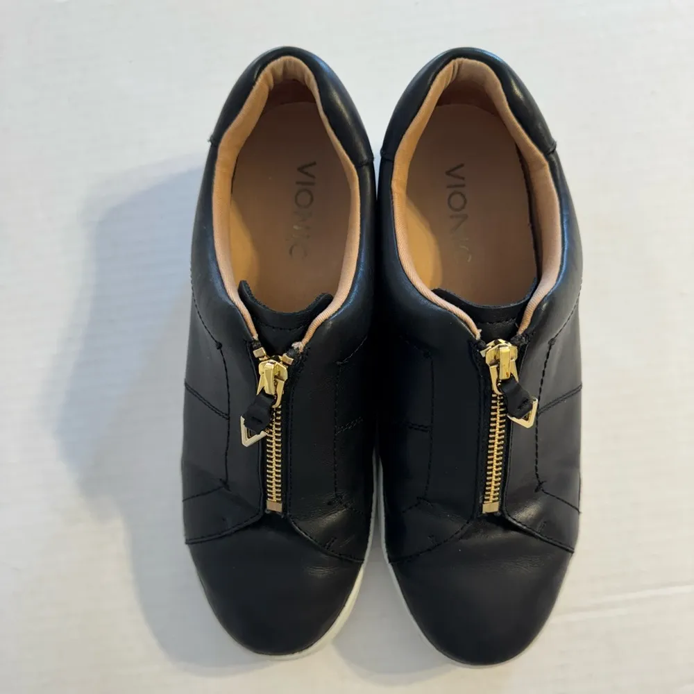 Vionic Black Leather Ellis Zip Up Slip On Casual Sneaker Women’s 6.5 TVW5254 - Image 3