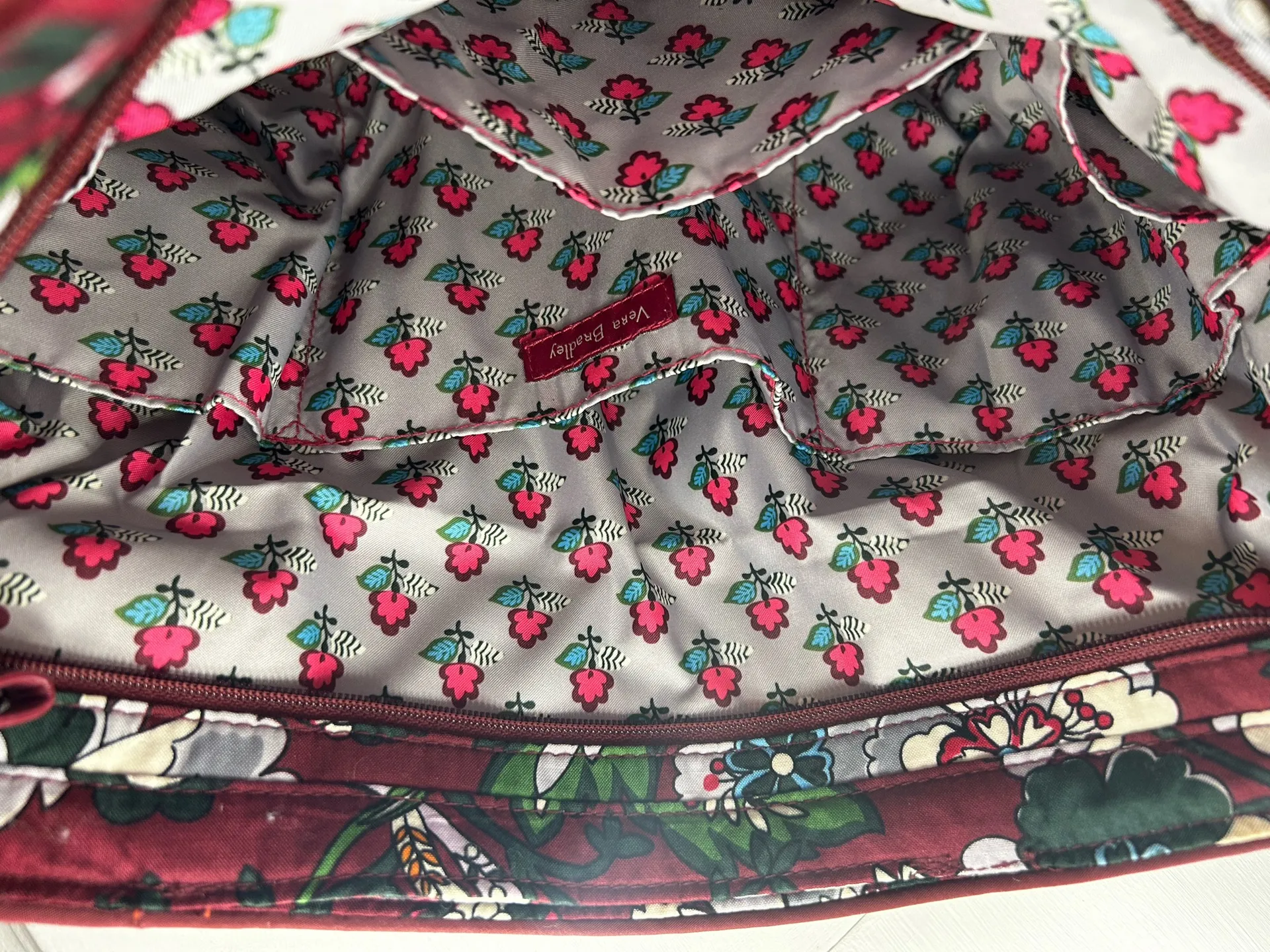 Vera Bradley Tote Bag With Matching Wallet - Image 5