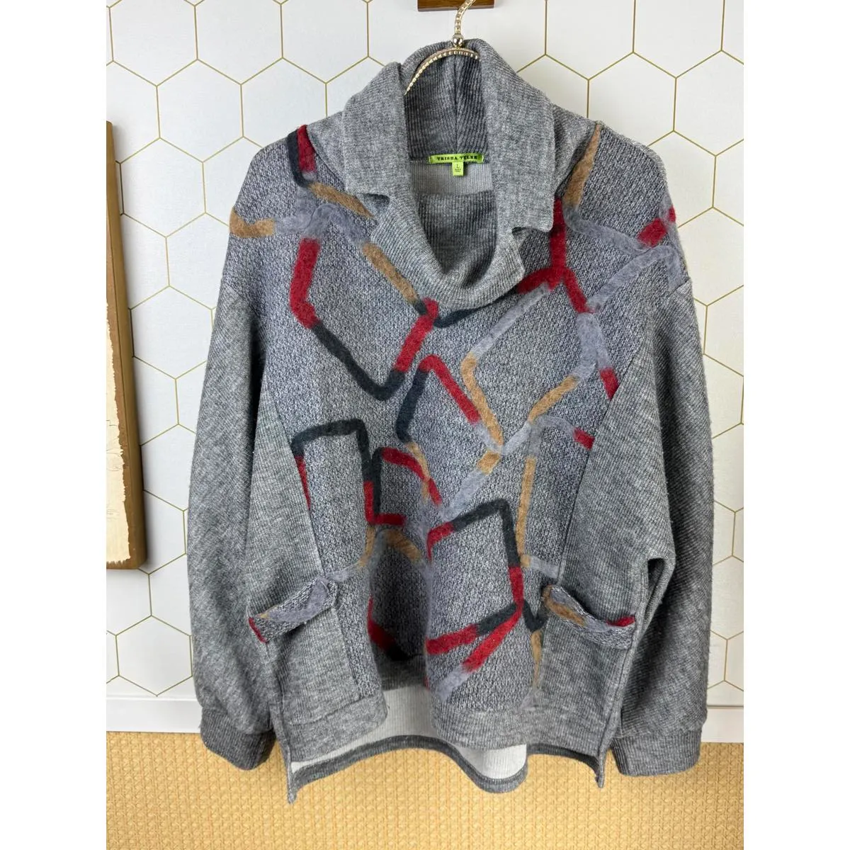 Trisha Tyler Gray Geometric Pattern Sweater with Shawl Collar - Image 2