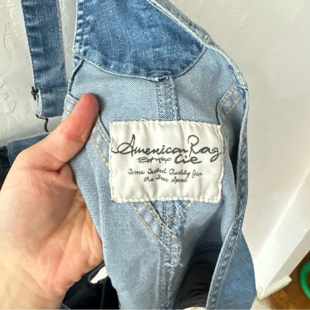 American Rag Light Wash Embroidered Red Blue White Shortall Overalls - Image 5