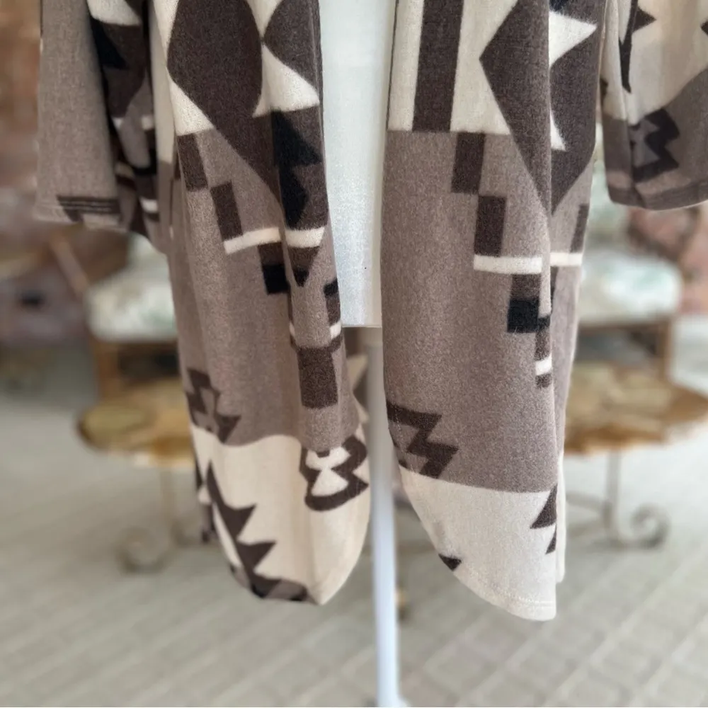 Sew In Love Aztec Cardigan Southwestern Open Front Print Tan Cream S Relaxed - Image 7