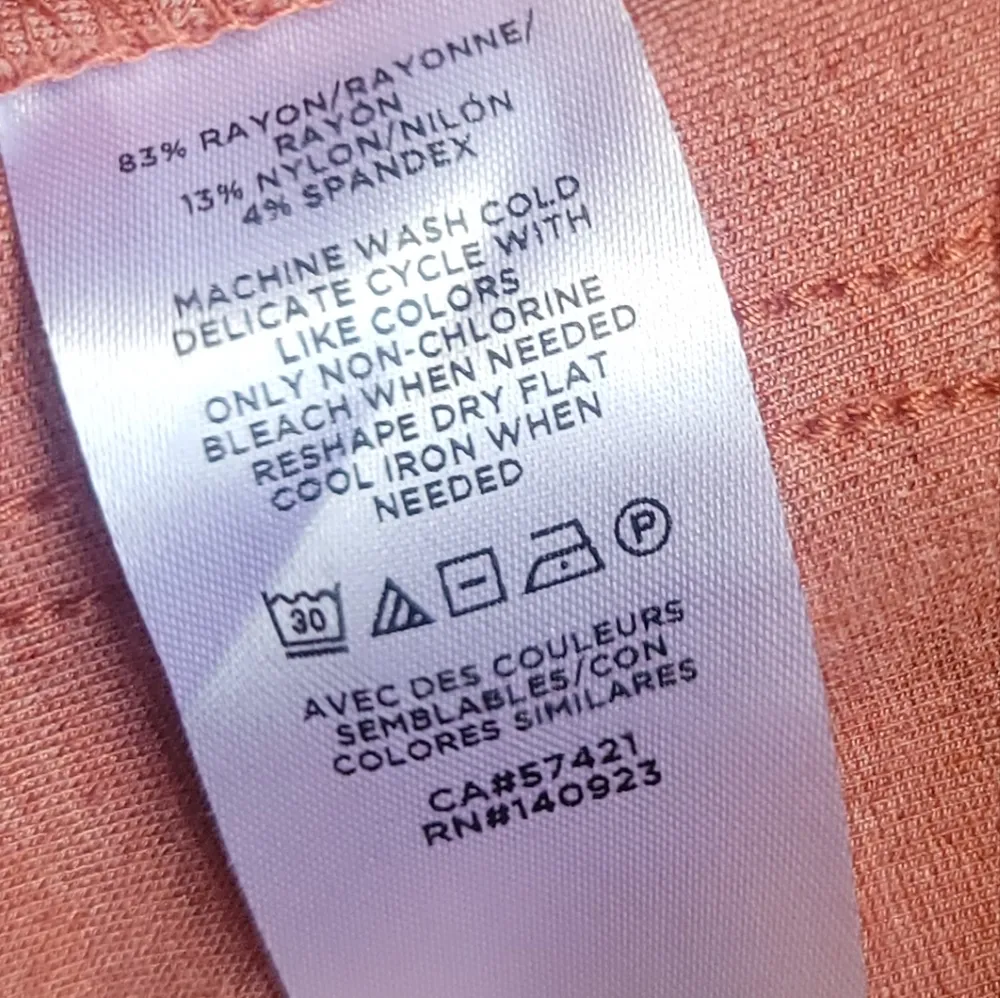 NWOT! LOFT Lou & Grey Heathered Red Back Pocket Pointe Leggings XS - Image 5