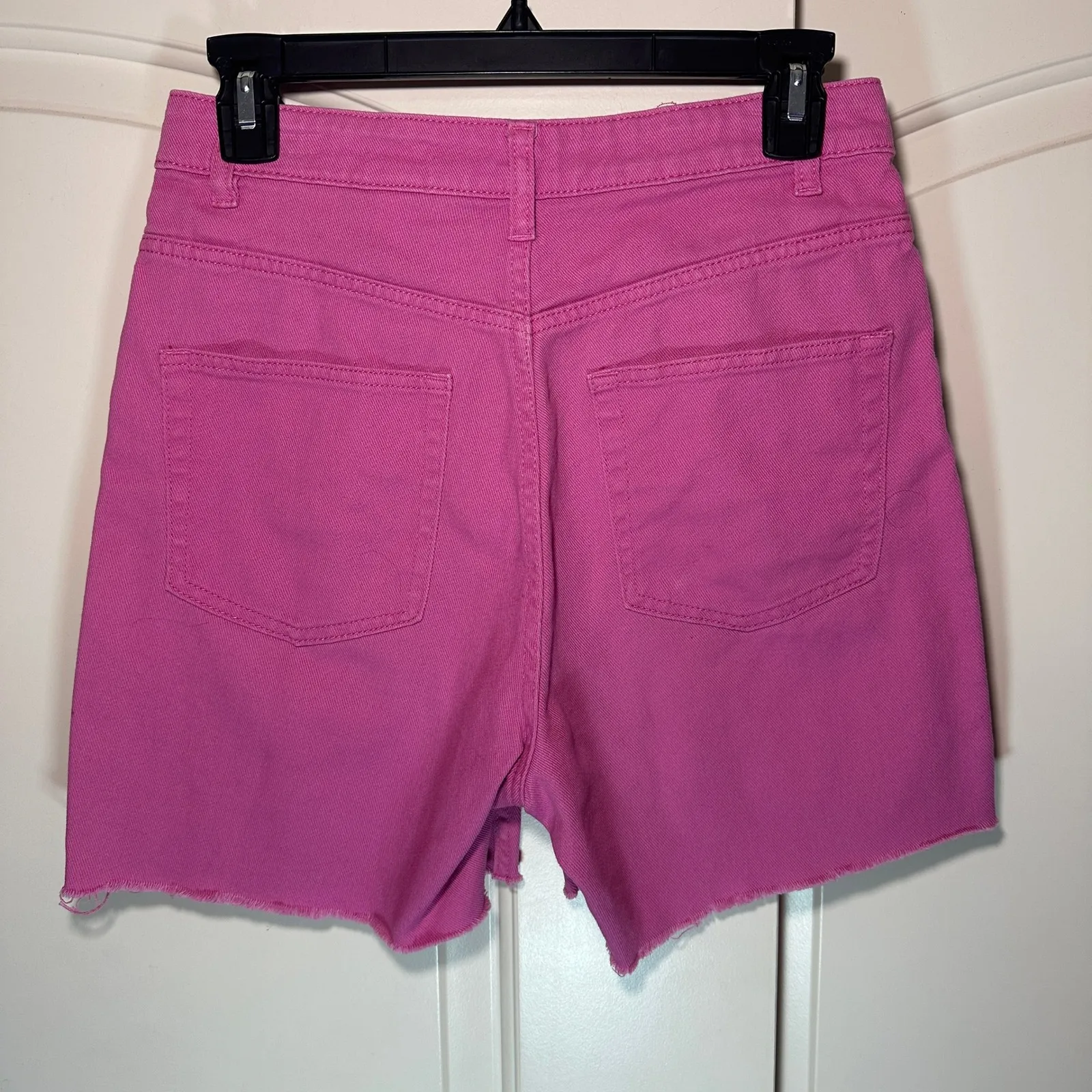 H&M DIVIDED Hot Pink Jean Shorts‎ Womens 6 High Waist Raw Hem Denim Cotton - Image 2