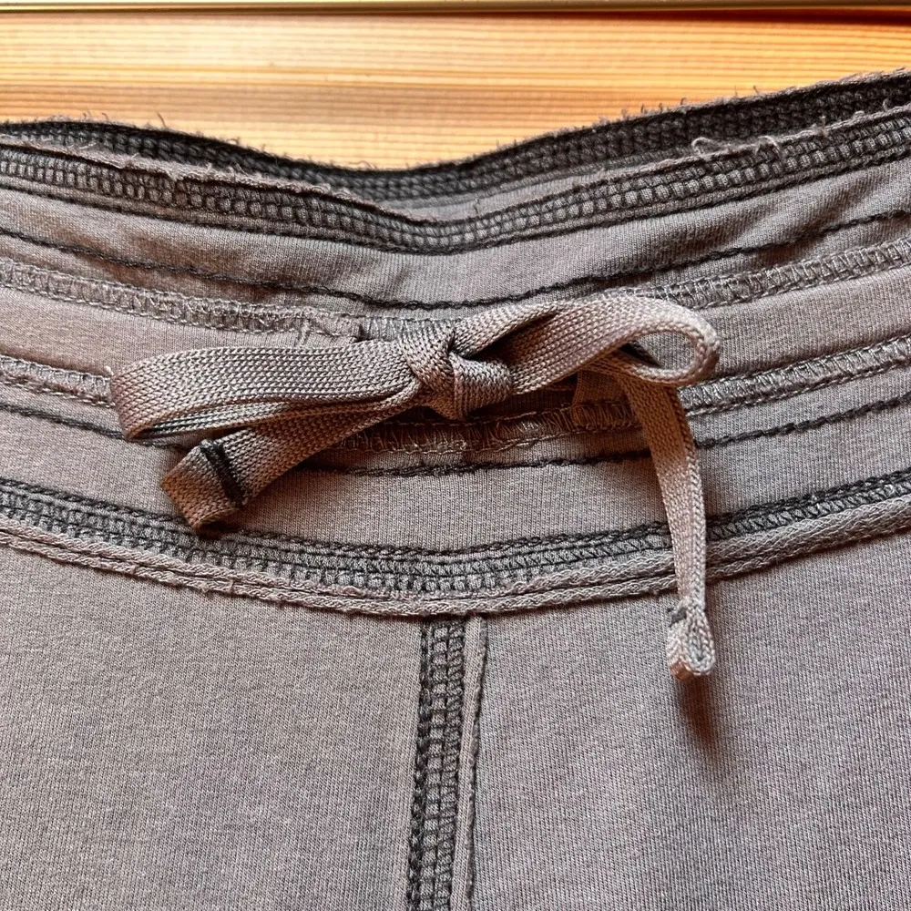 NWT ALO Yoga Pants Granite/Gray Wide Leg Bamboo Joggers Sweatpants Loungewear XL - Image 5