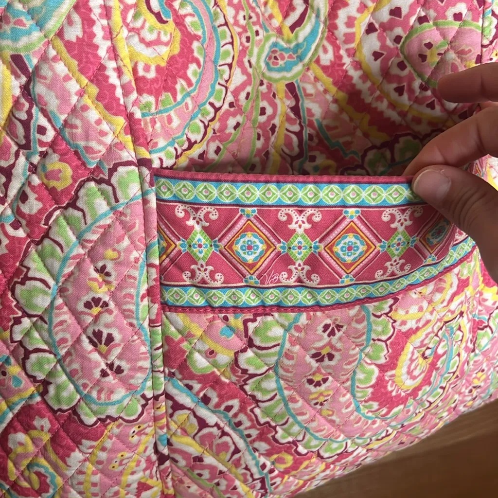 Vera Bradley Capri Melon Tote Bag Purse Pocket Preppy Paisley Print Quilt Retire - Image 4