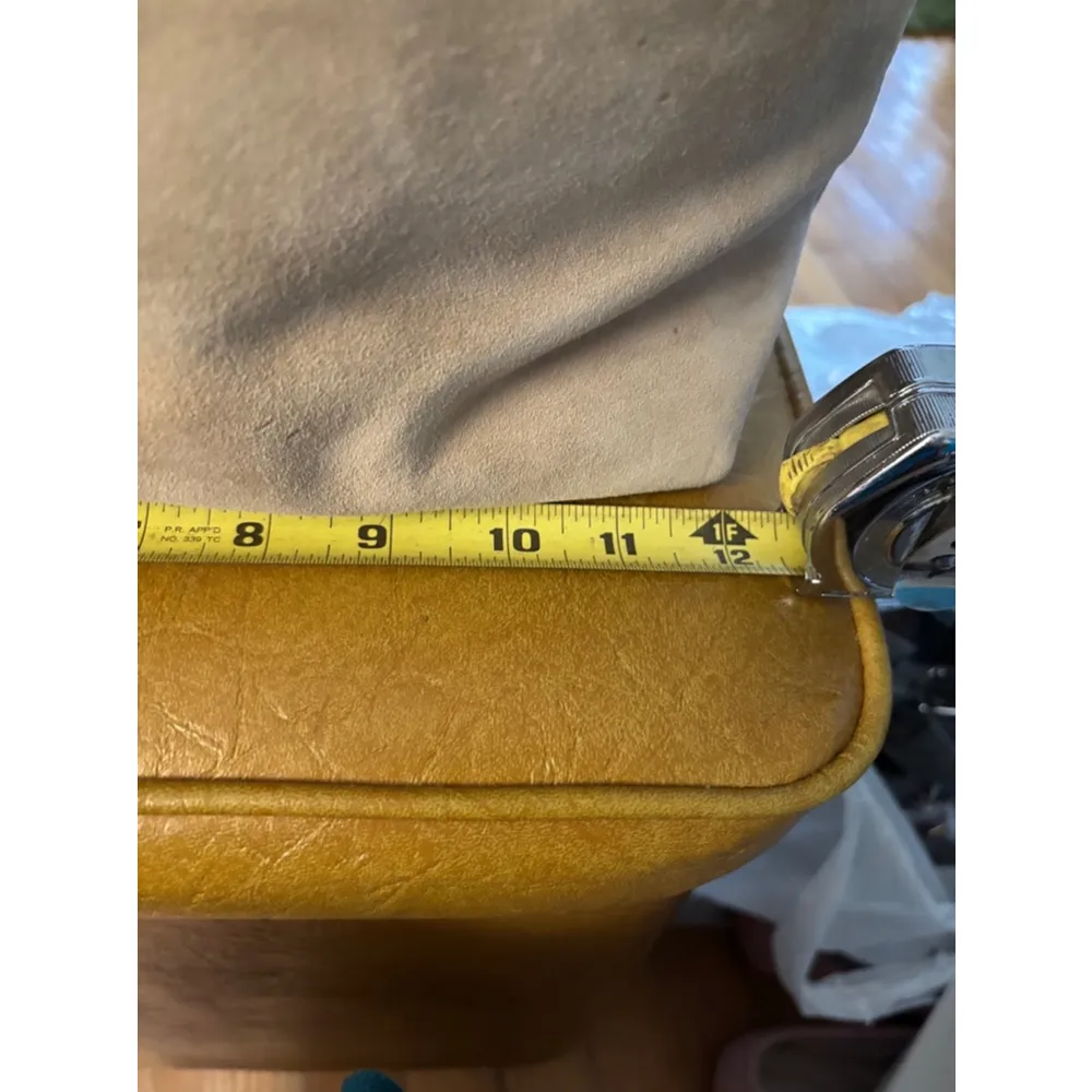 Women's Eddie Bauer Beige Suede Shoulder Bag - Image 4