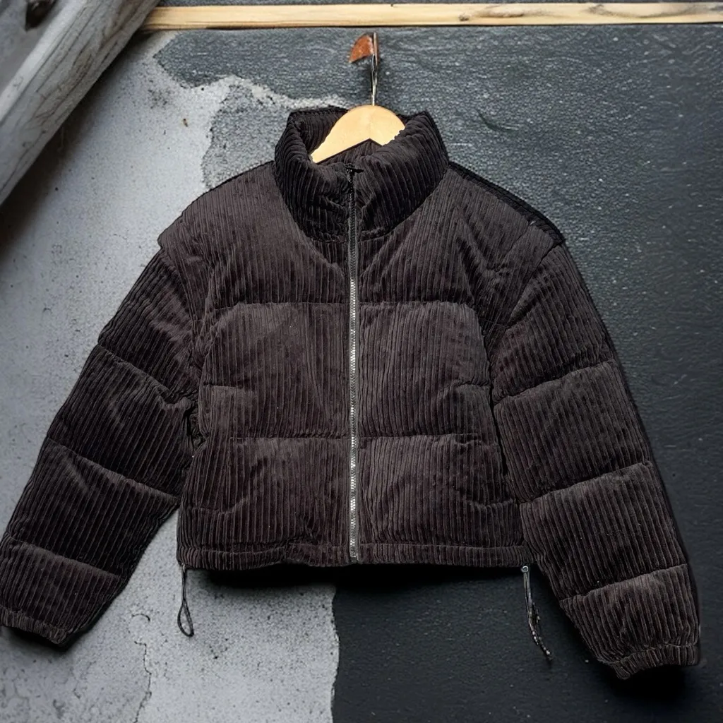 7 For All Mankind Women's Corduroy Cropped Puffer Jacket In Black - Image 3