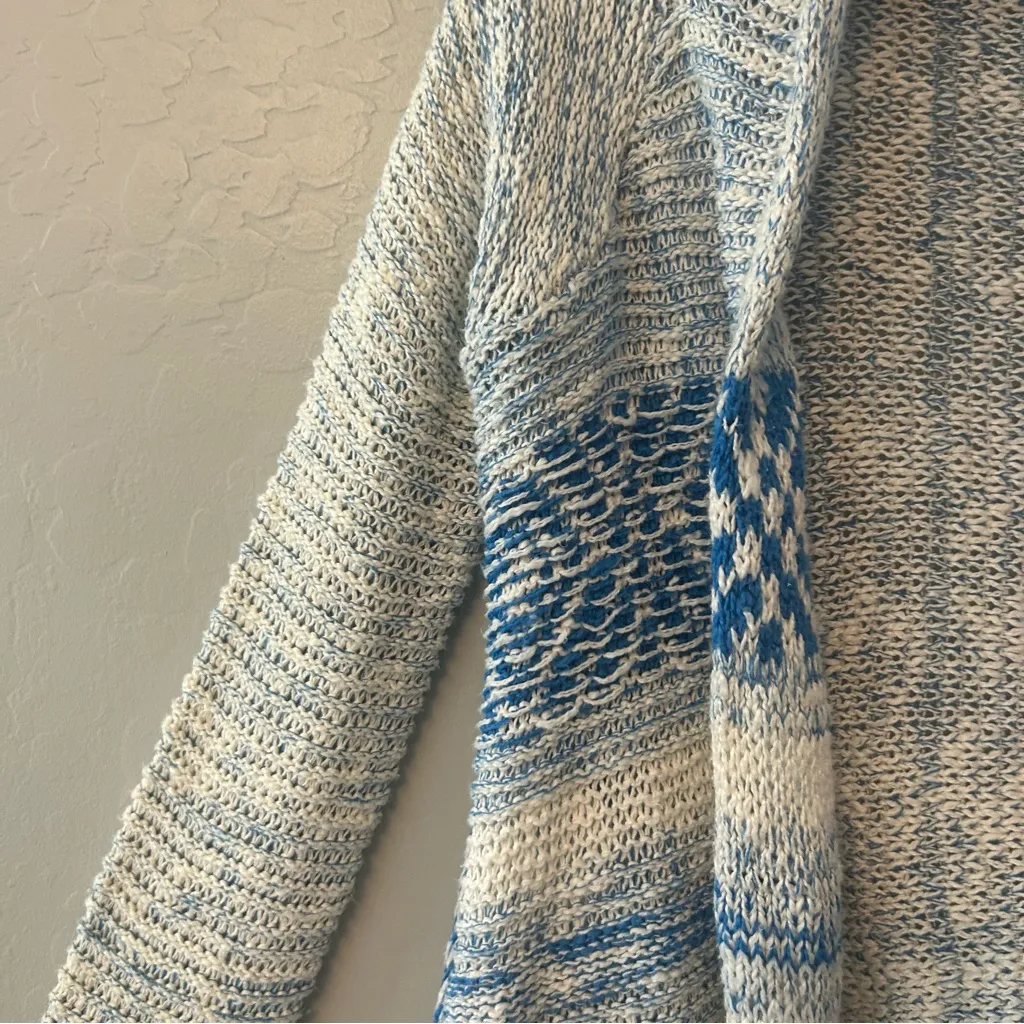 ⭐️Hollister blue and white boho duster long sleeve cardigan size XS/S - Image 5