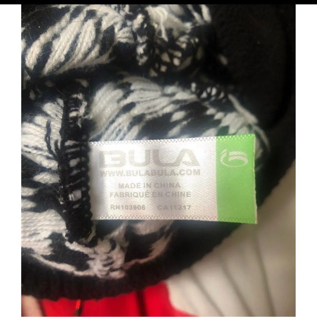 Bula women’s beanie hat houndstooth Black - Image 5