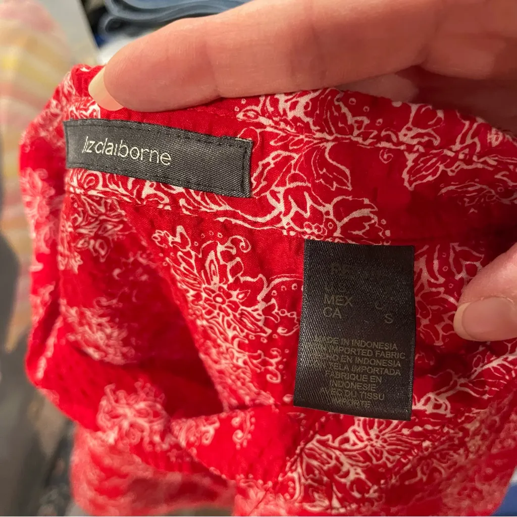 Cute vintage 90’s red seersucker Liz Claiborne Americana classic blouse pocket - Image 4