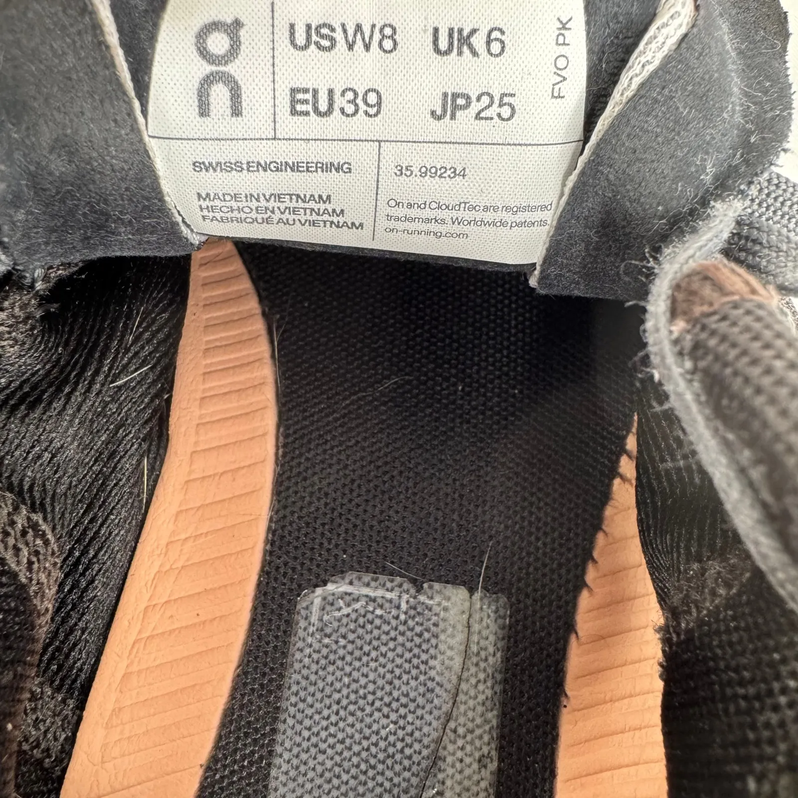 ON Running Cloudflow Women US W8 EU39 Rock/Rose Athletic Sneakers Black Size 8 - Image 5