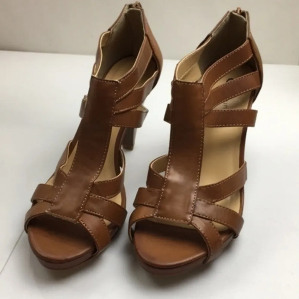 By CL  LAUNDRY ladies shoe 9M - Image 3