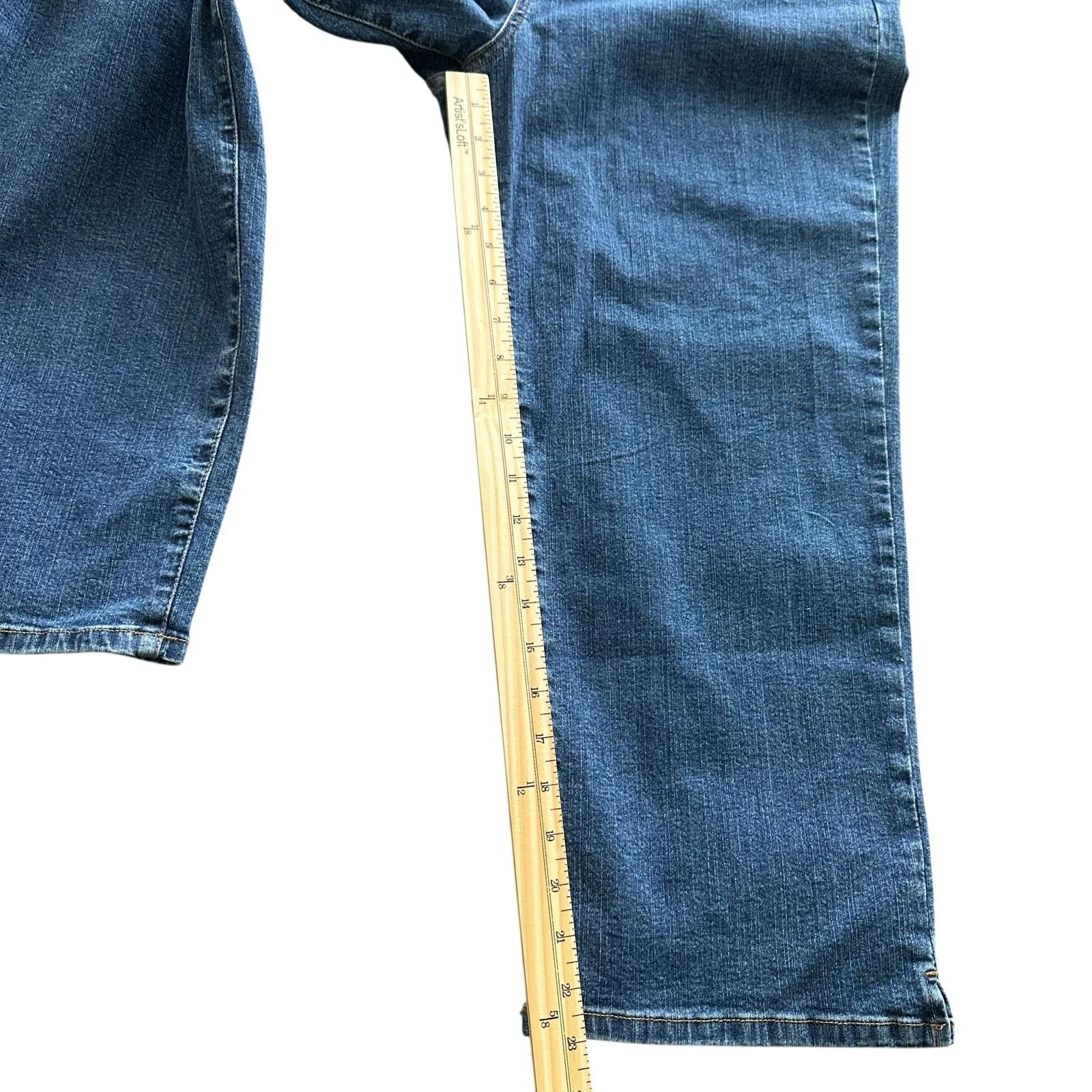 NYDJ Tummy Tuck Jeans Women's Size 16 Made in USA Cropped Denim Straight Leg‎ - Image 15