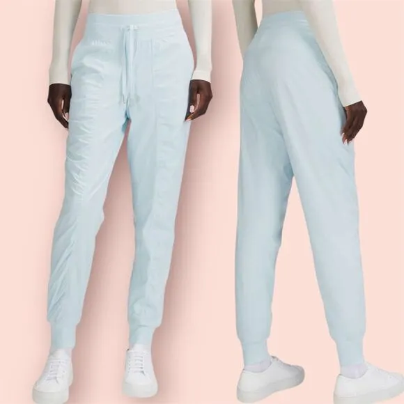 Lululemon Dance Studio Mid-Rise Jogger *Full Length in Powder Blue Size 6 - Image 2