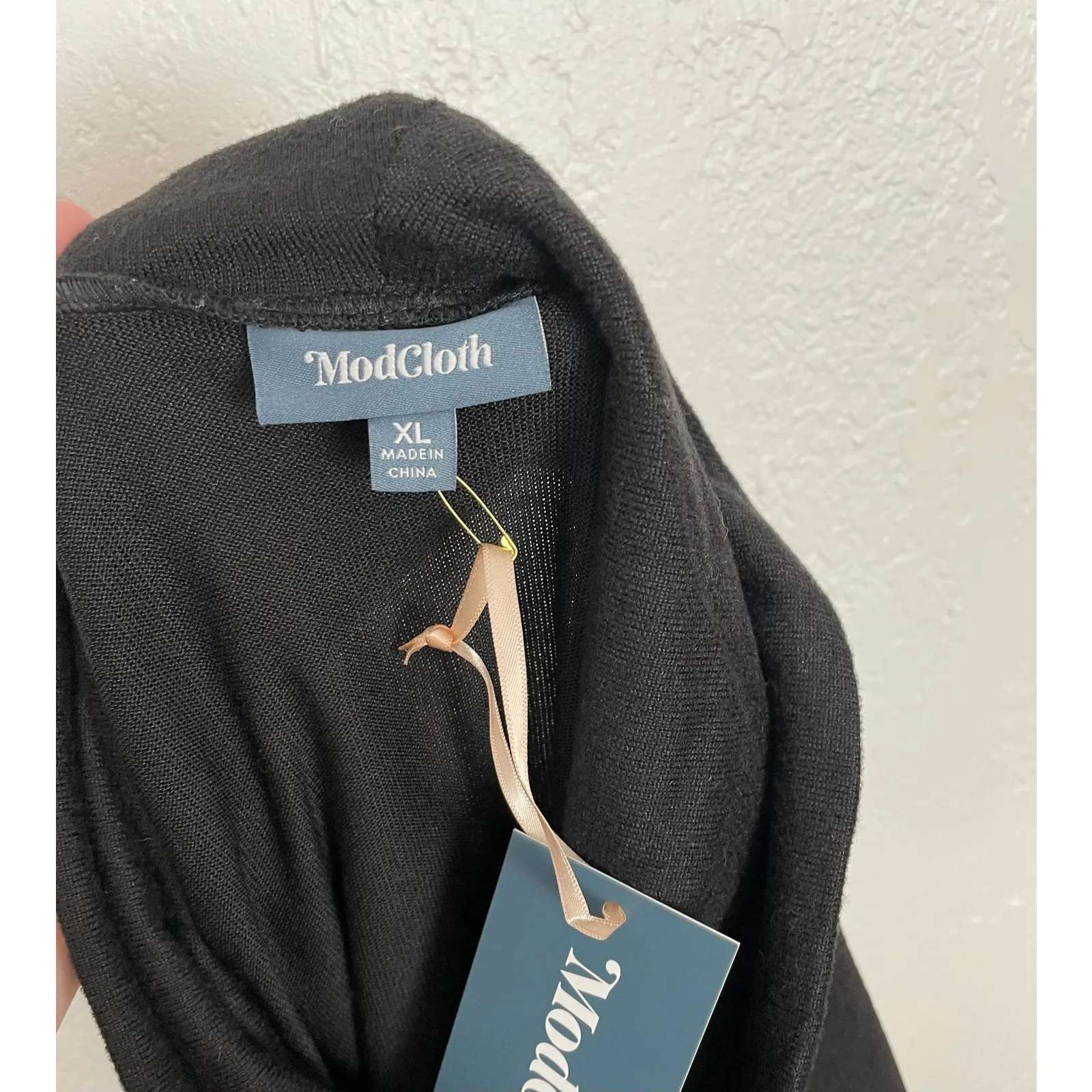 ModCloth Black Cowl Neck 3/4 Sleeve Pullover Sweater NWT (XL) - Image 4