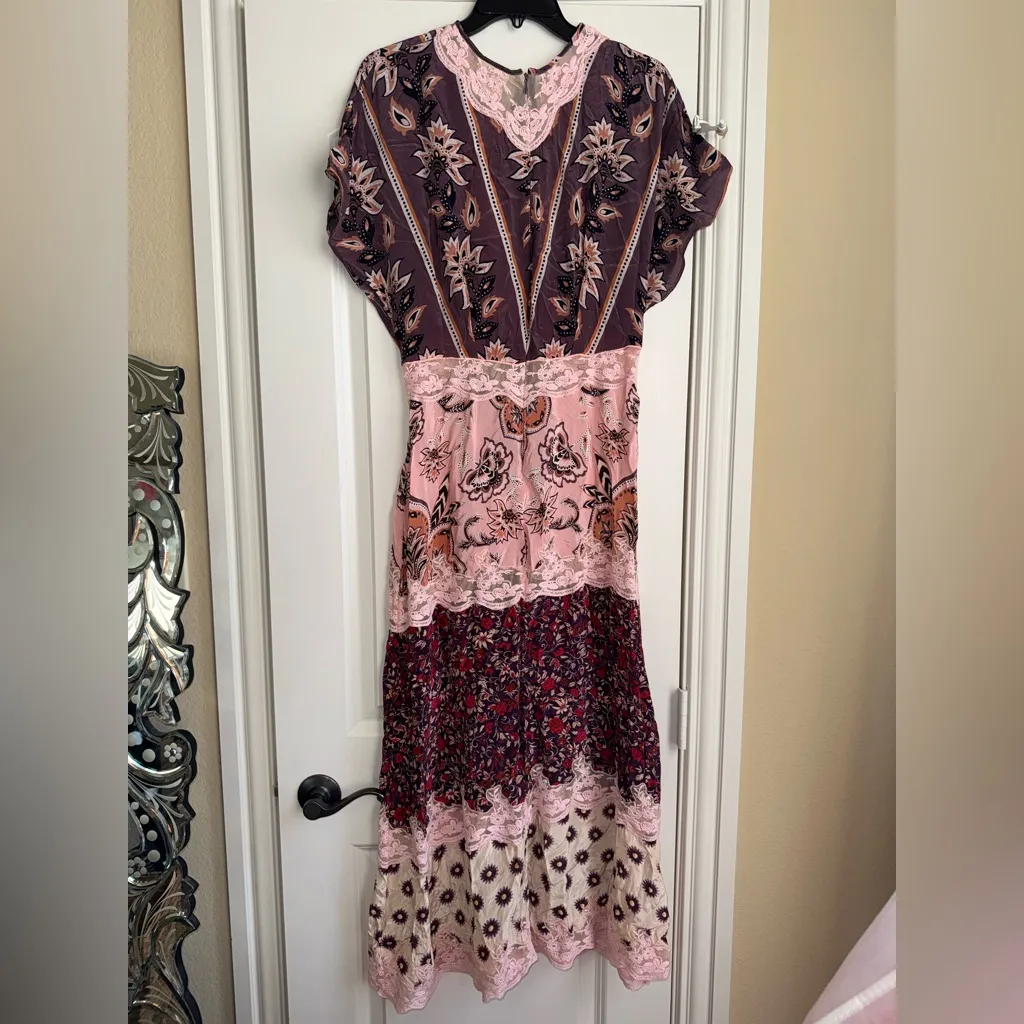 FARM Rio Glam Tapestry Burgundy Laces Short Sleeve Maxi Dress - Image 8