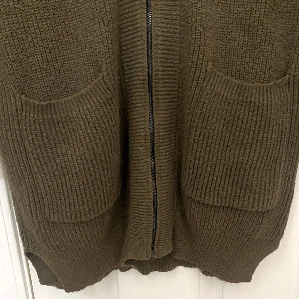 Allison Joy Tunic Length Ribbed Zipper Front Cardigan Sweater in Brown - Image 7