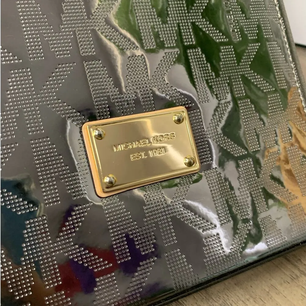 Michael Kors Silver Metallic Signature Jet Set Tablet Ipad Sleeve Case Protector - Image 8