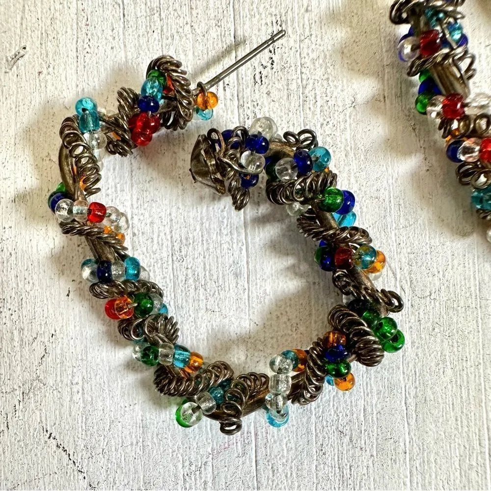 Silver tone beaded wrap post earrings - Image 4