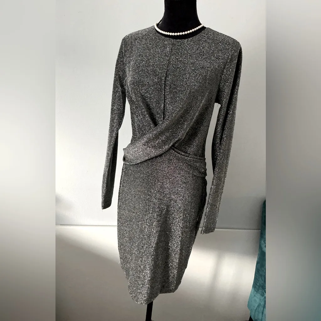 Pretty ELEGANT MK dress🌹🌹 - Image 6