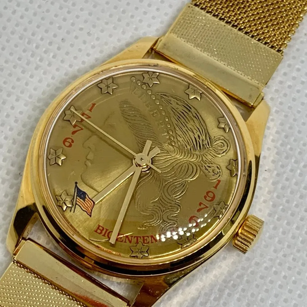 Vintage 1976 Rouan Bicentennial Coin Watch gold tone mechanical 29mm works - Image 3