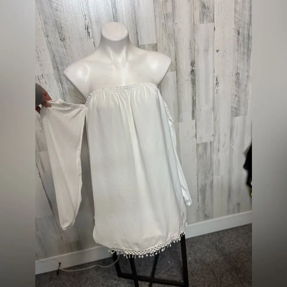 White blouse  - Image 2