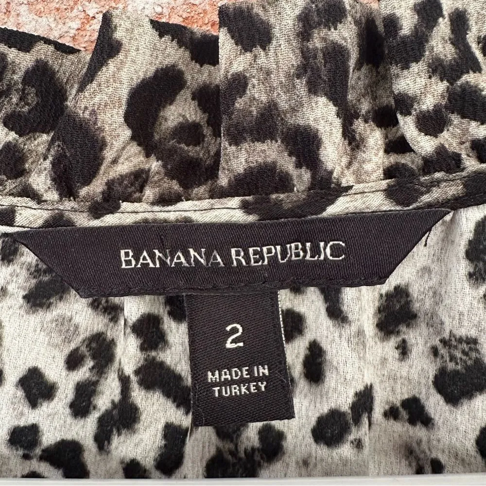 Banana Republic Leopard Animal Print Midi Dress Long Sleeve Women’s 2 Gray Black - Image 6