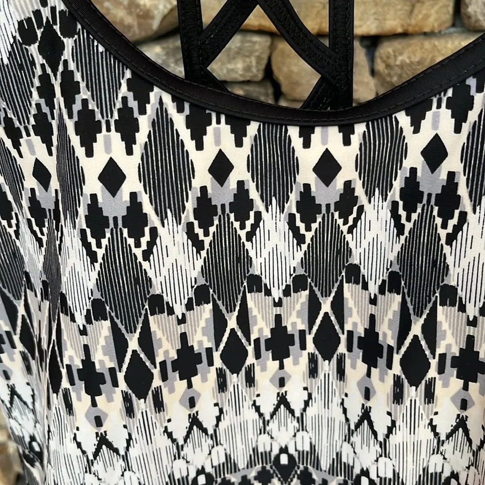 Tankini Top Black White Print - Image 3