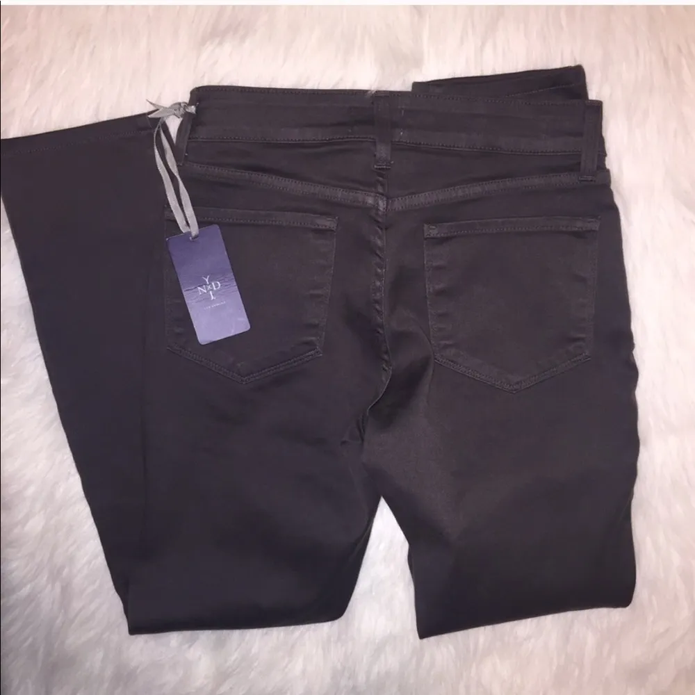 NYDJ Alina Grey Legging Jeans - Image 3