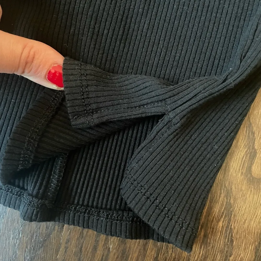 Heart & Hips black dress - Image 2