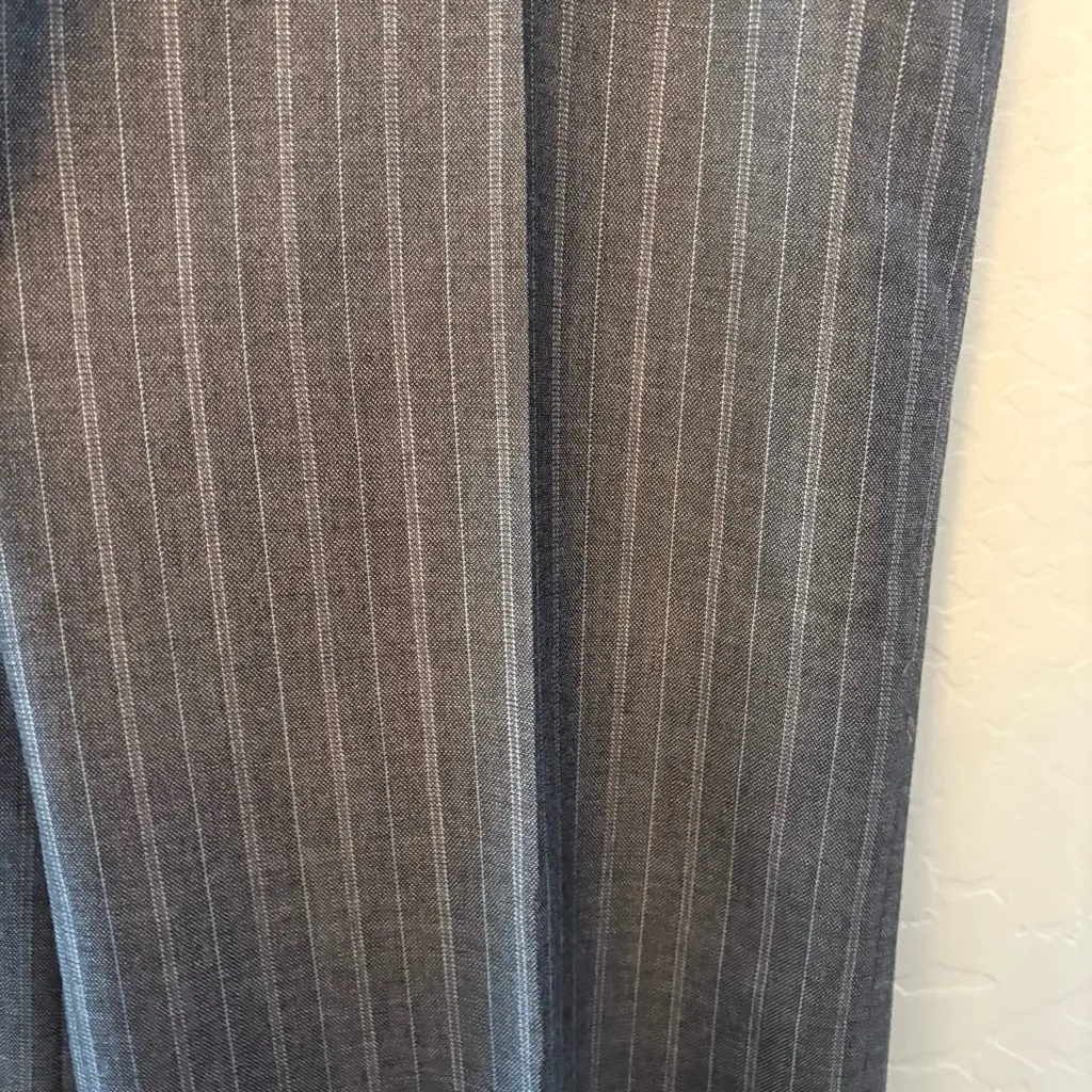 Pendleton 100% virgin wool gray white pinstripe dress pants size 18 - Image 6