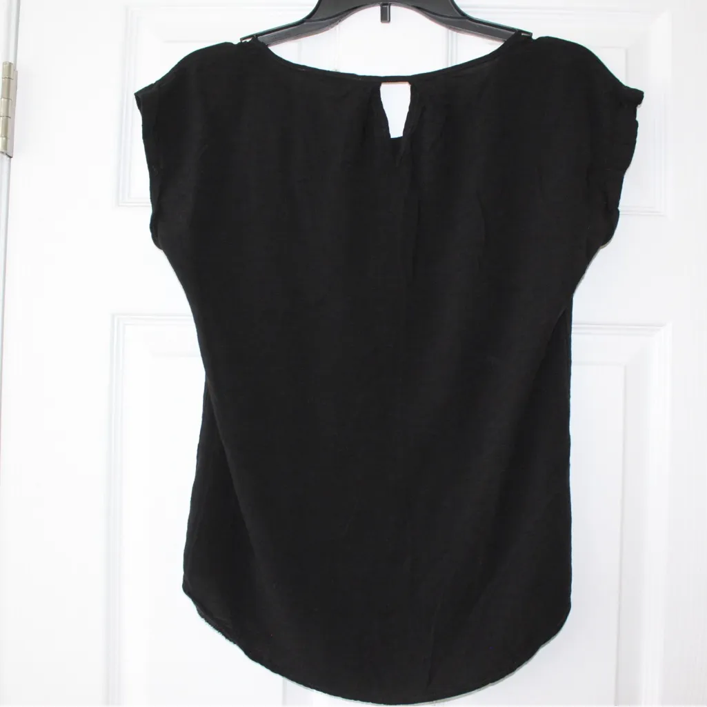 Pink Republic Classic Black Blouse - Image 4