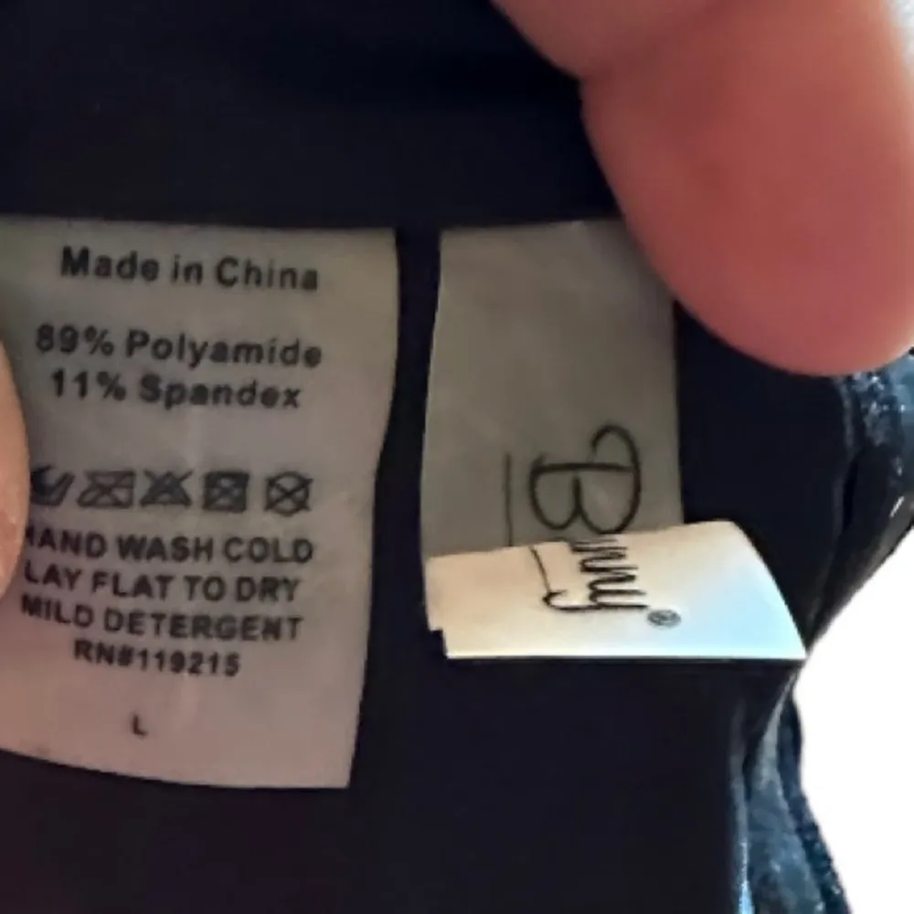 Beach‎ Bunny Hayden Off Shoulder Black Bikini Top nwt - Image 6