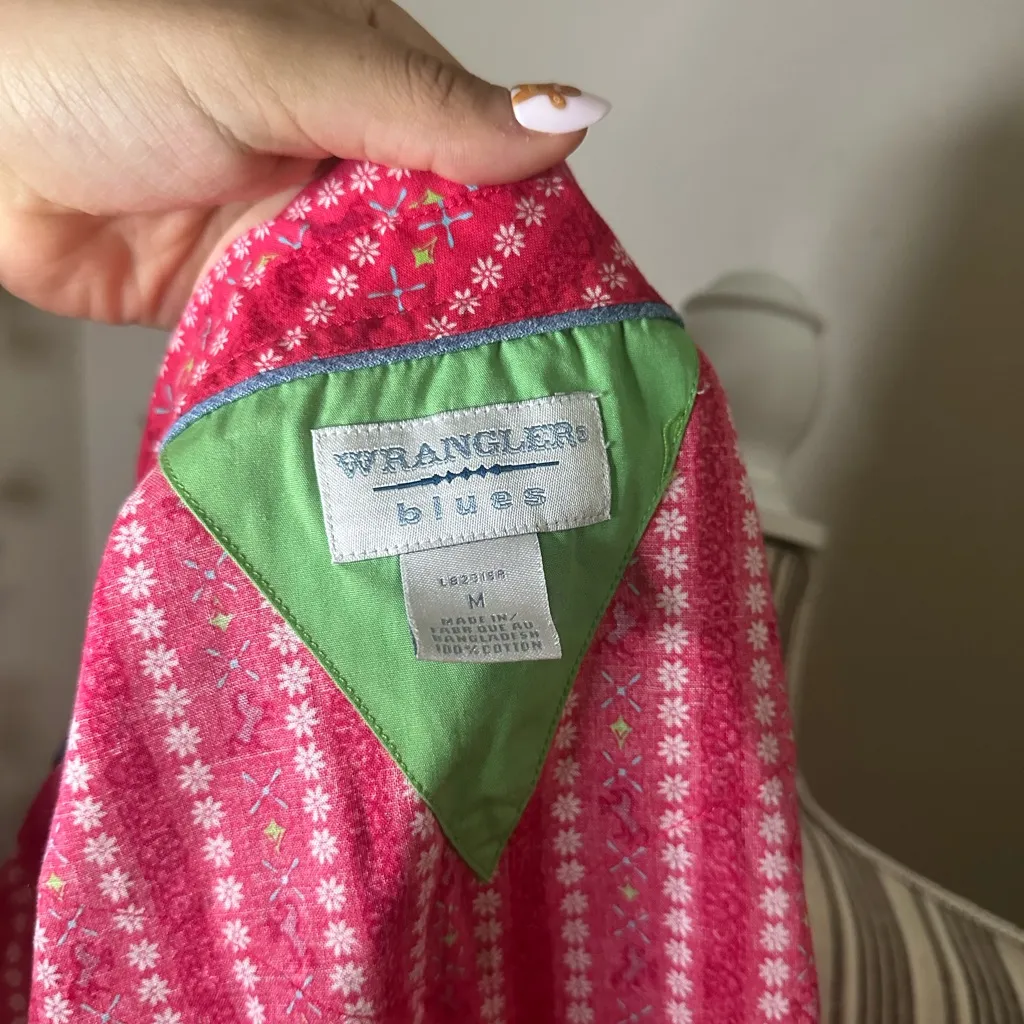 Women’s vintage wrangler blue shirt size medium - Image 5