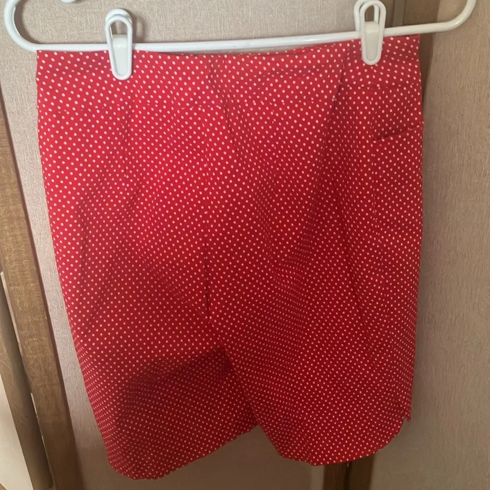Kate park Red Polka Dot Women's Shorts small - Image 4