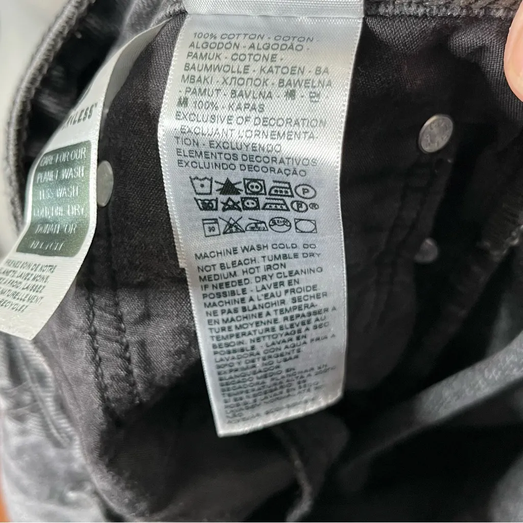 Levi’s Low Loose Jeans Tech Storm Black Wash Women’s Size 30 Wide Leg High Rise - Image 14