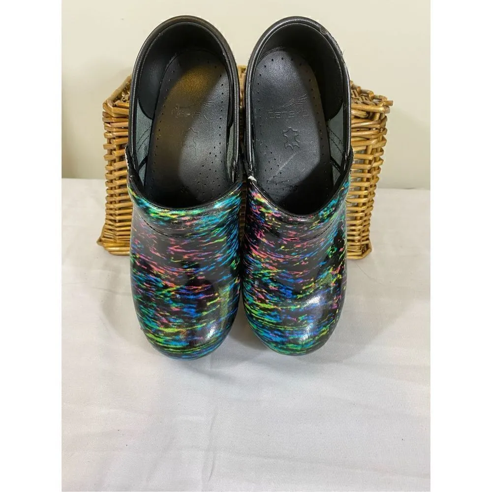 Dansko women’s vegan highlighter Size 5.5-36 - Image 2