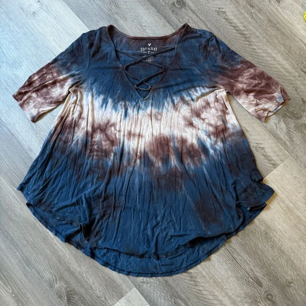 American Eagle Tie Dye Top Flowy Soft Round Hem Medium - Image 4