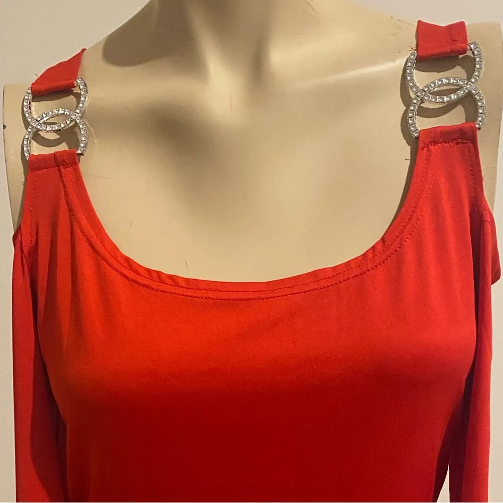 Women’s Red Open Shoulder Top Size L. 🛍 Size L - Image 3