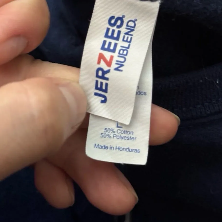 Vintage retro embroidered New York City sweatshirt - Image 4