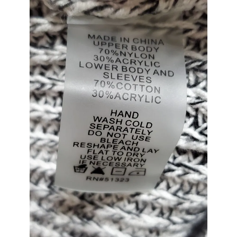 Two by Vince Camuto Gray Eyelash Round Neck Long Sleeve Knit Sweater Size Small - Image 9