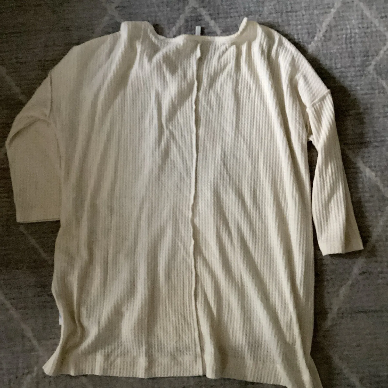 Catos Size M Waffle Knit Top Patchwork Floral and yellow Hi/Lo Cute Comfort NWOT Size L - Image 5