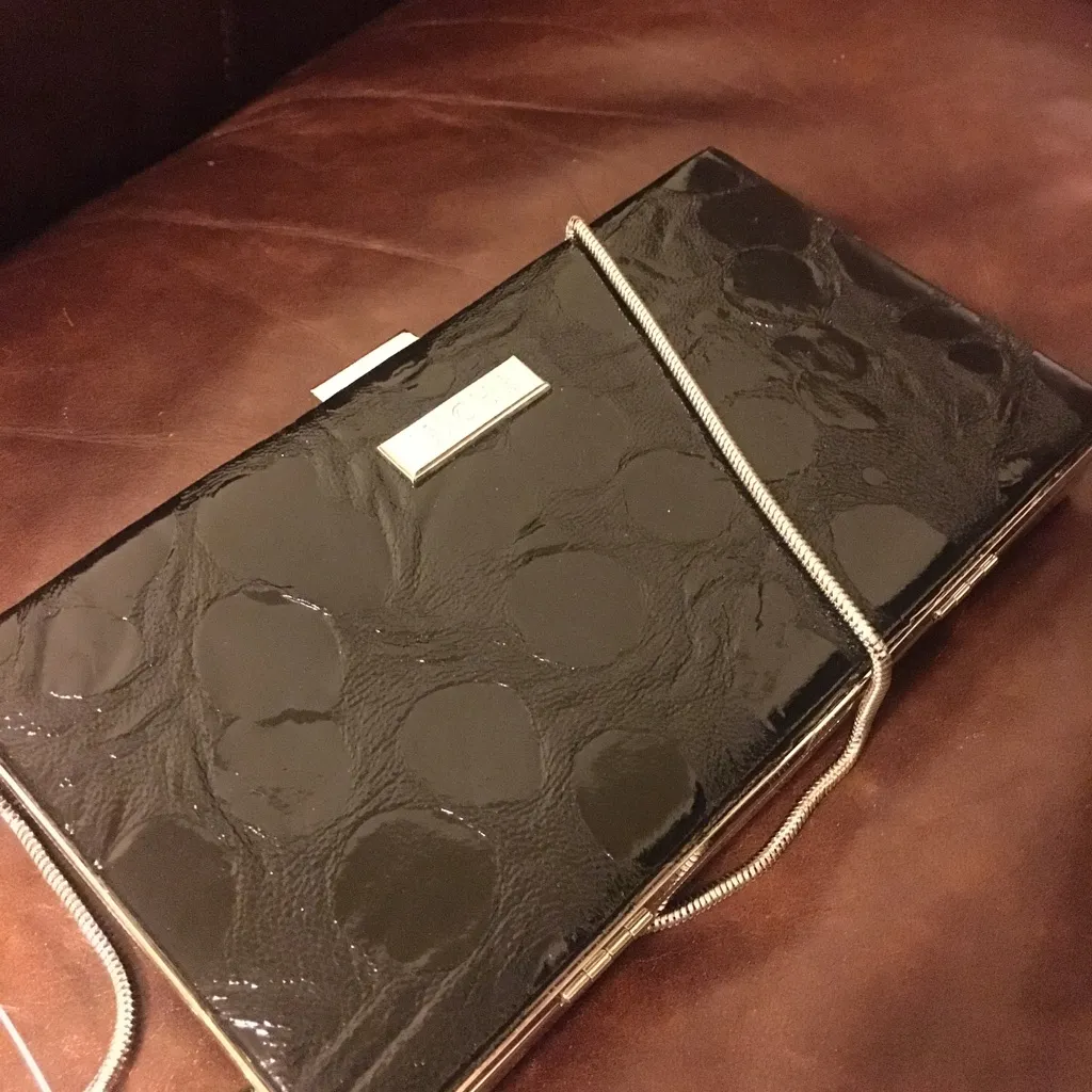 Miche Glossy Black Clutch | Cover - Image 2