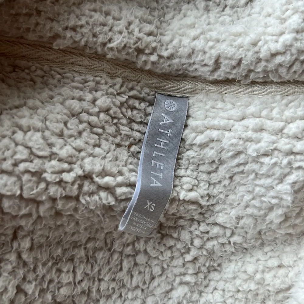 Athleta Sherpa Hoodie - Image 4