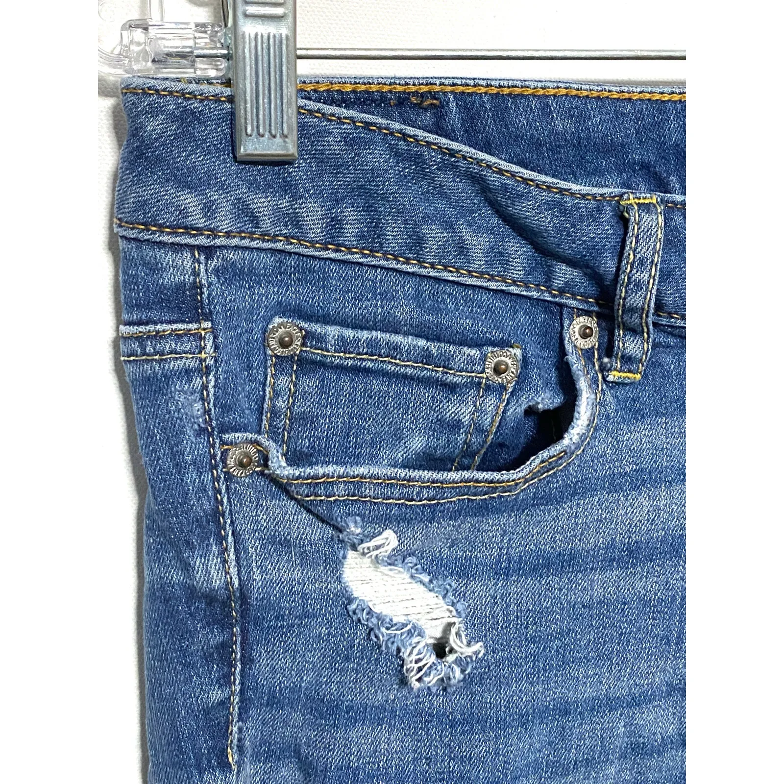 American Eagle Bermuda Jeans Shorts Womens 6 Distressed Stretch Denim Grunge Y2K - Image 3