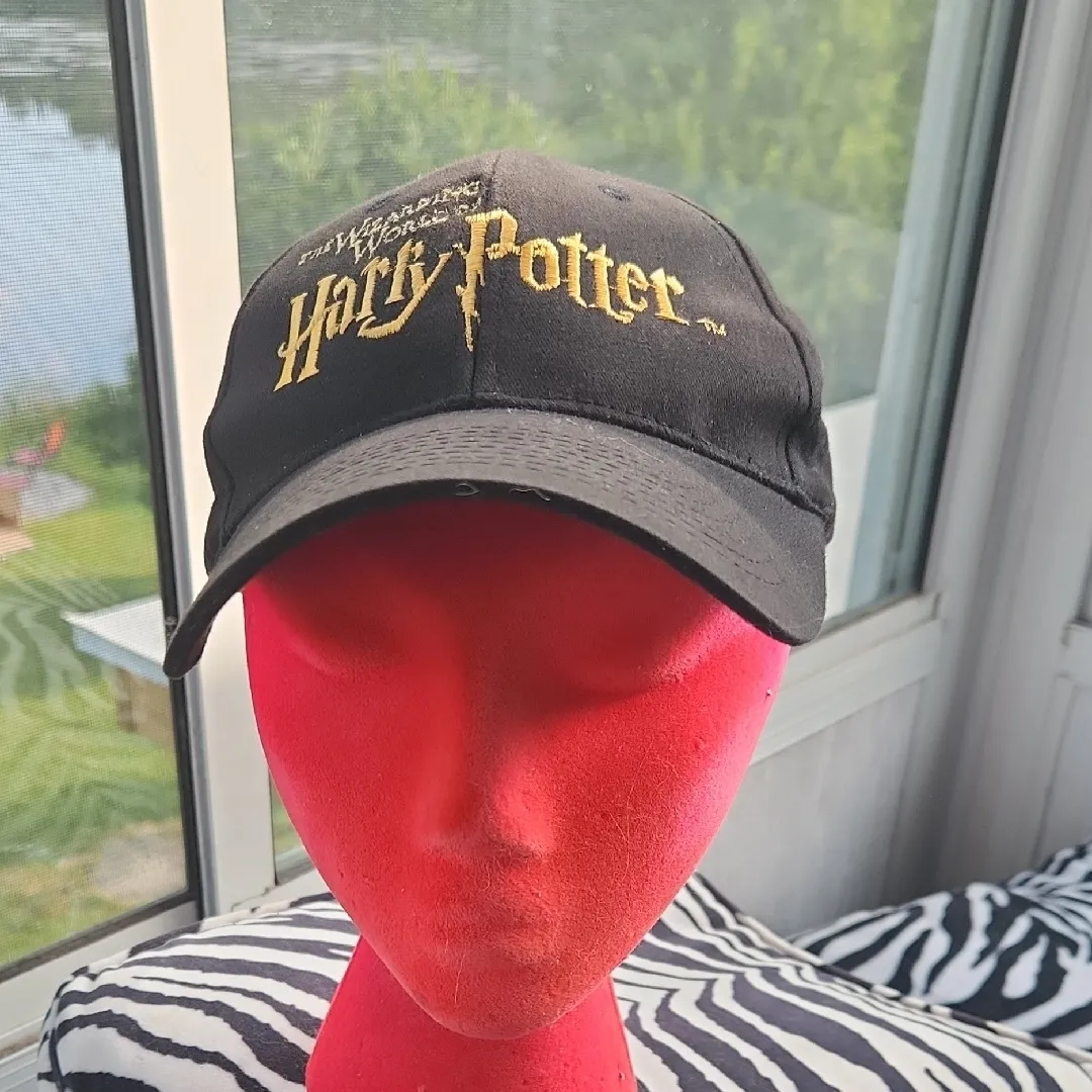 The Wizarding World of Harry Potter Universal Orlando Cap Black Gold Unisex - Image 7