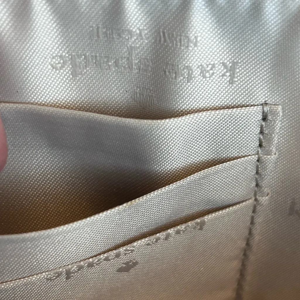 Kate Spade New York Pink Lucy Glitter L-Zip Weistlet Preppy Luxury Valentines - Image 5