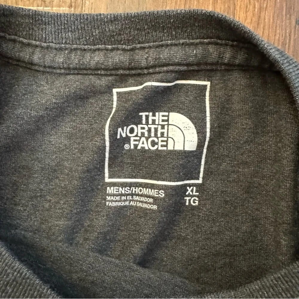 THE NORTH FACE tee shirt, size XL - Image 6